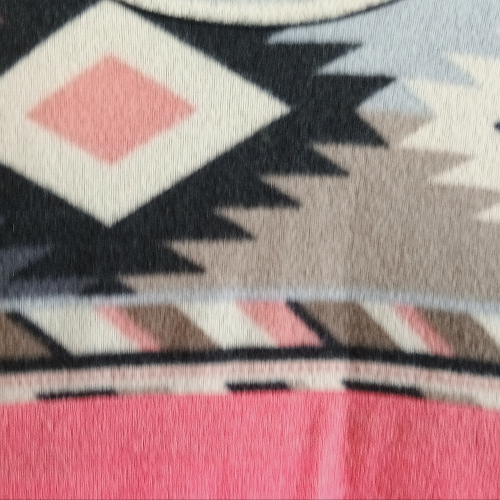 7th Ray Pink Tribal Knit Crew Neck Sweater Lightweight Soft Dopamine Western SM - Picture 12 of 15
